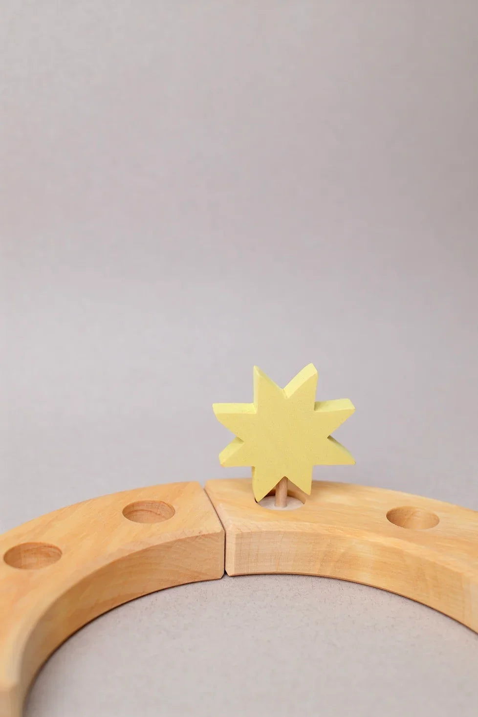 Figurine en Bois Étoile/Soleil - Grimm&
