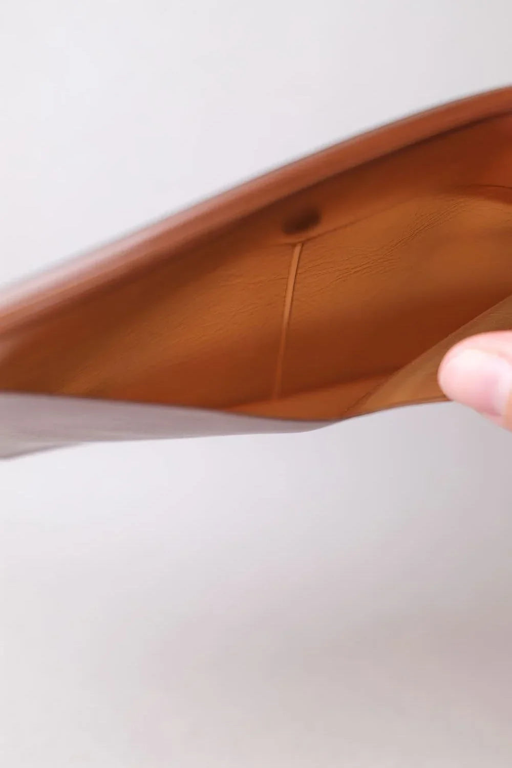 Général Purpose Case A6 - Clear & Clear Brown - Nähe