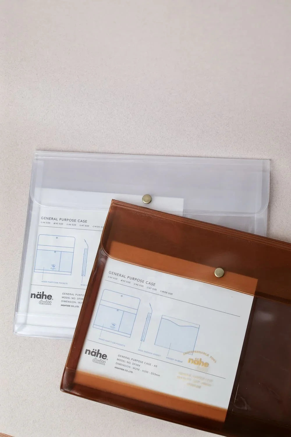 Général Purpose Case A5 - Clear & Clear Brown - Nähe