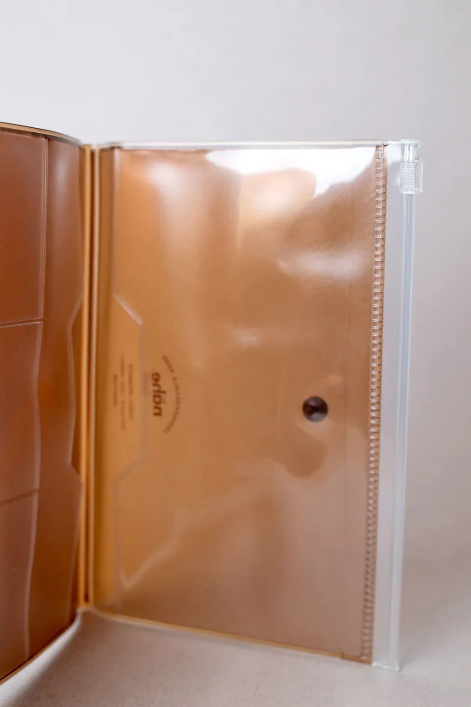 Travel Organizer - Clear & Clear Brown - Nähe