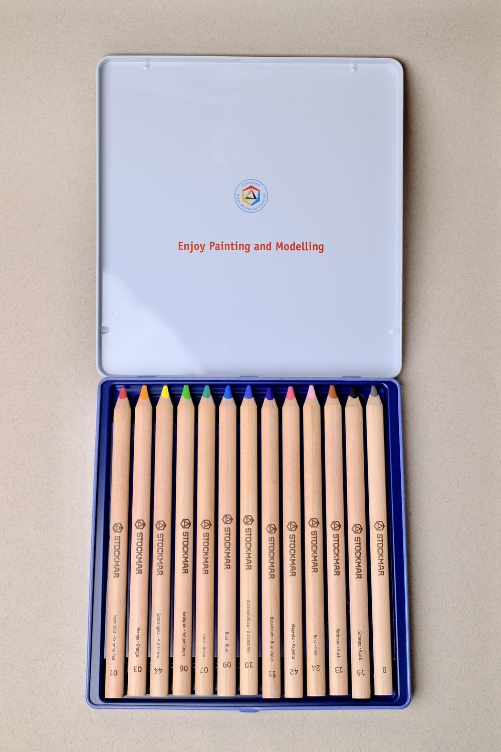 Boite de 12+1 Crayons de Couleurs Triangulaires - Stockmar