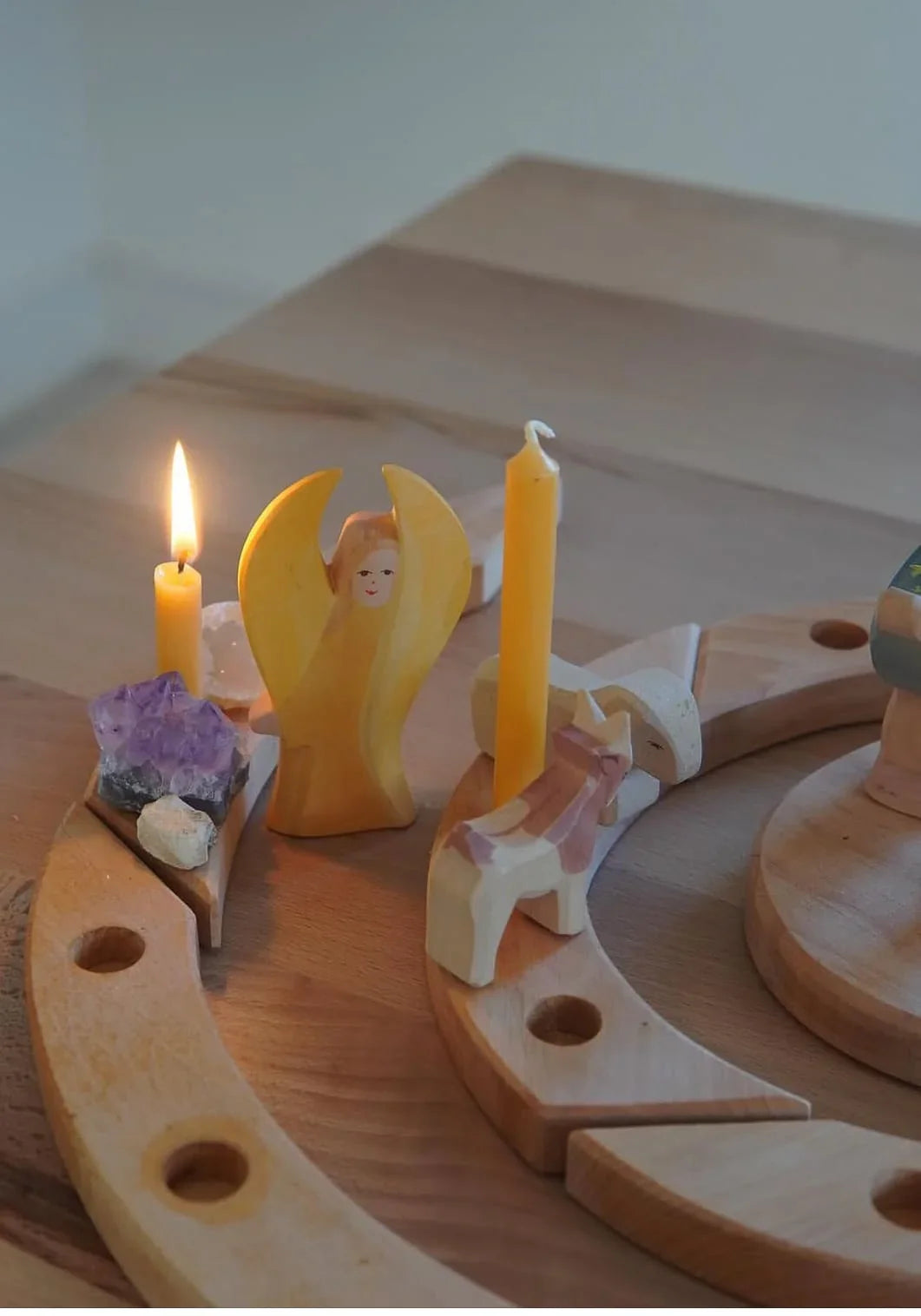 Spirale de célébration en bois naturel – Grimm’s