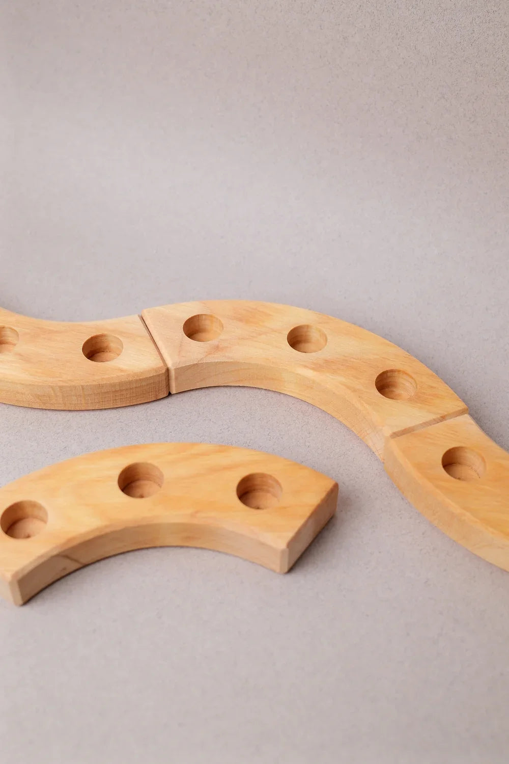 Anneau de célébration en bois naturel – Grimm’s